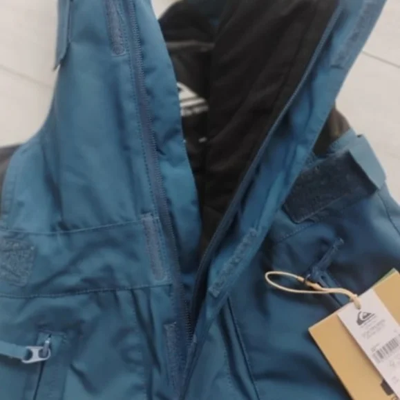 QUIKSILVER NEW Little Mission Snow Jacket & Boogie Snow Bibs - Picture 11 of 15